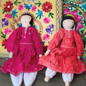 2 Handgemaakte fairtrade lappenpoppen