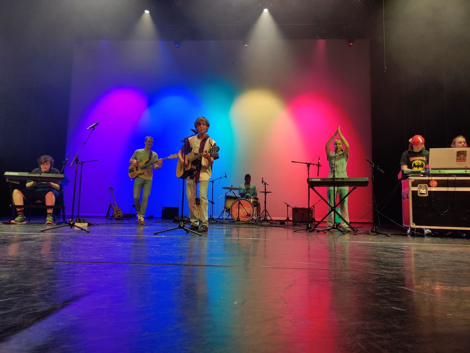 Een swingend privé concert door Stichting Groev